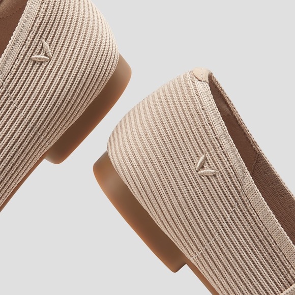 Vivaia Almond Mary Janes - Picture 4 of 12